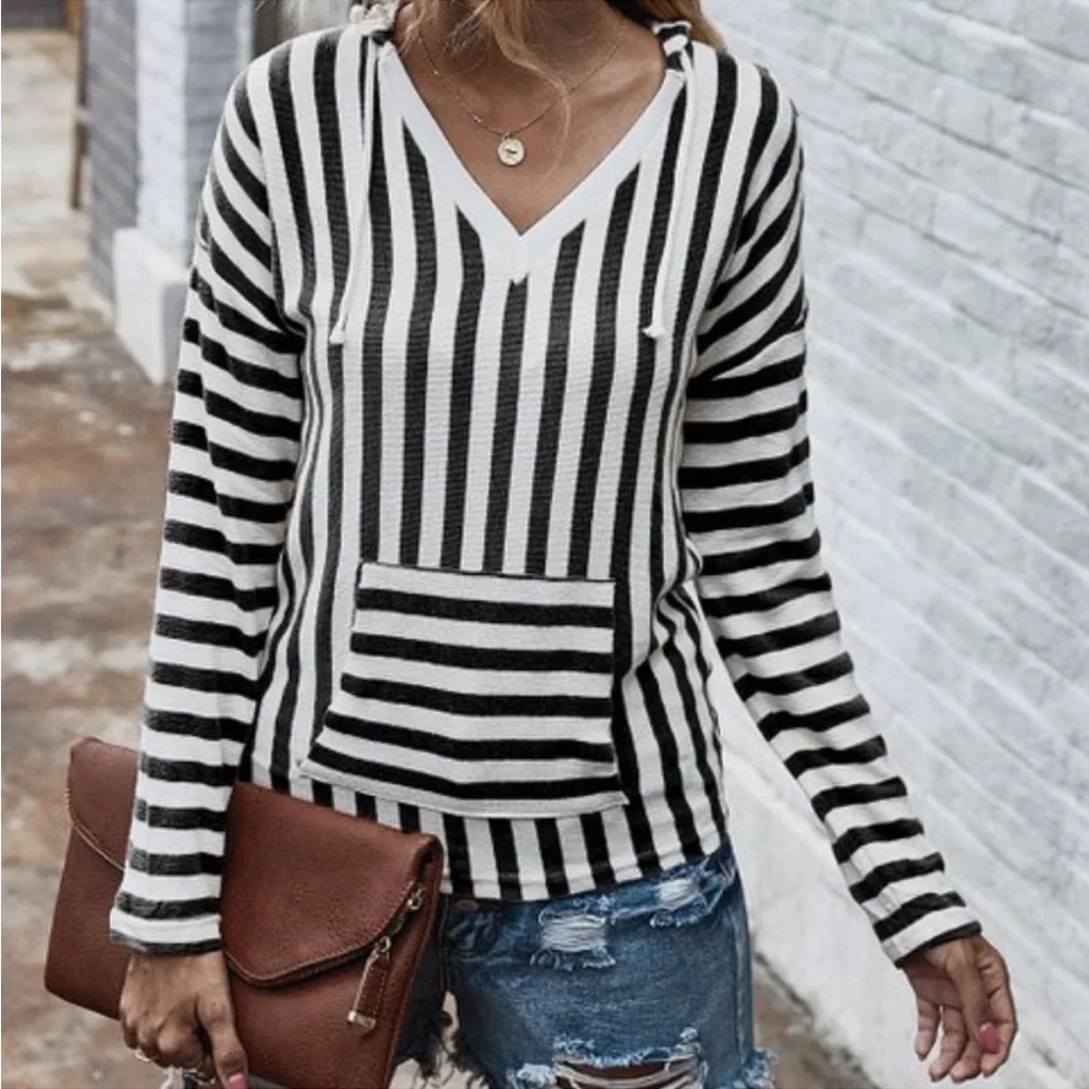 NEW•S-L•SOUL SUNRISE NY TO LA KNIT STRIPED HOODED POCKET SWEATER - Picture 4 of 7